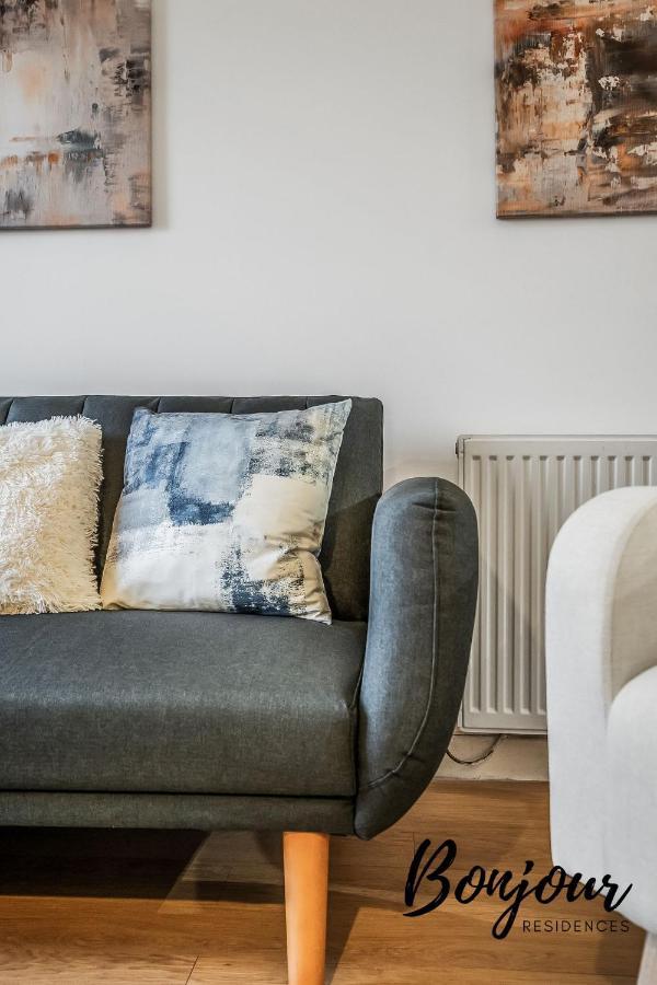 Cosy Grassmarket 2Br-1Ba - Newly Decorated! By Bonjour Residences エディンバラ エクステリア 写真