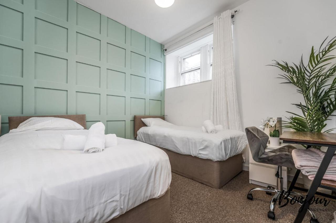Cosy Grassmarket 2Br-1Ba - Newly Decorated! By Bonjour Residences エディンバラ エクステリア 写真