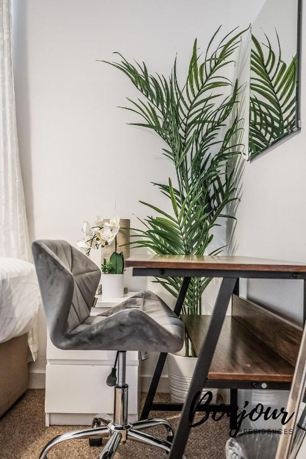 Cosy Grassmarket 2Br-1Ba - Newly Decorated! By Bonjour Residences エディンバラ エクステリア 写真