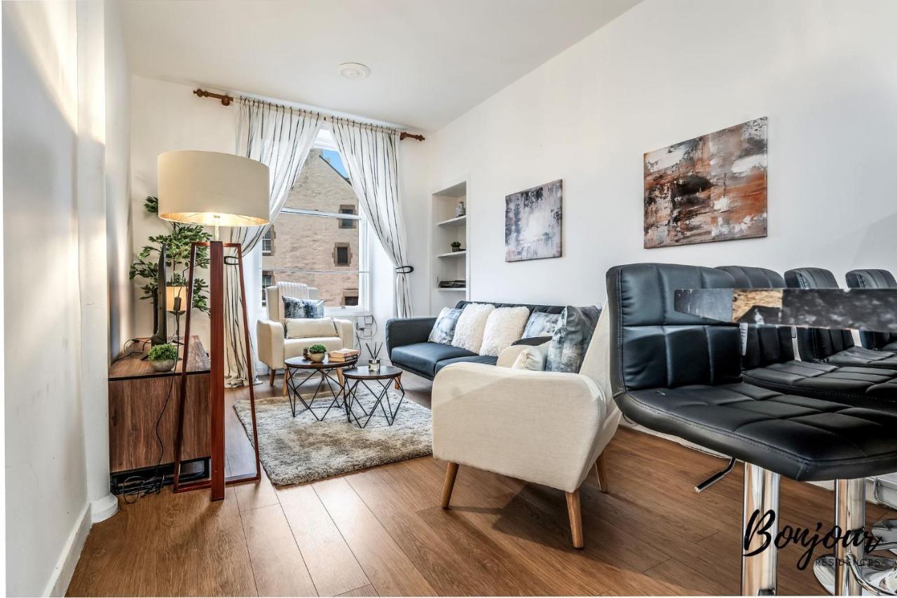 Cosy Grassmarket 2Br-1Ba - Newly Decorated! By Bonjour Residences エディンバラ エクステリア 写真